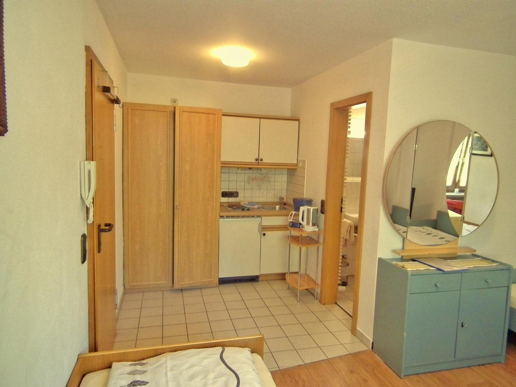 Gaestehaus Zur Faerbe Apartments Oberstdorf Chambre photo