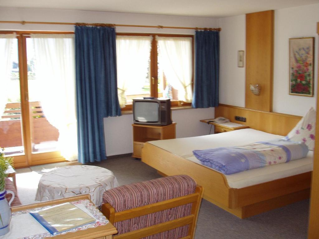 Gaestehaus Zur Faerbe Apartments Oberstdorf Chambre photo