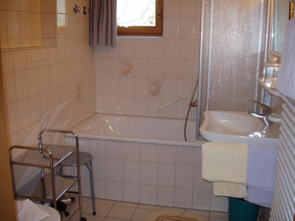 Gaestehaus Zur Faerbe Apartments Oberstdorf Chambre photo